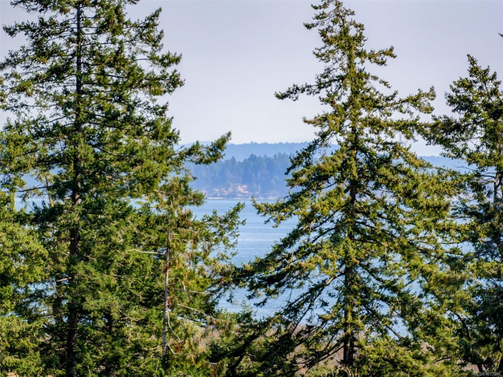 431-747 Old Place Rd, Central Saanich, BC