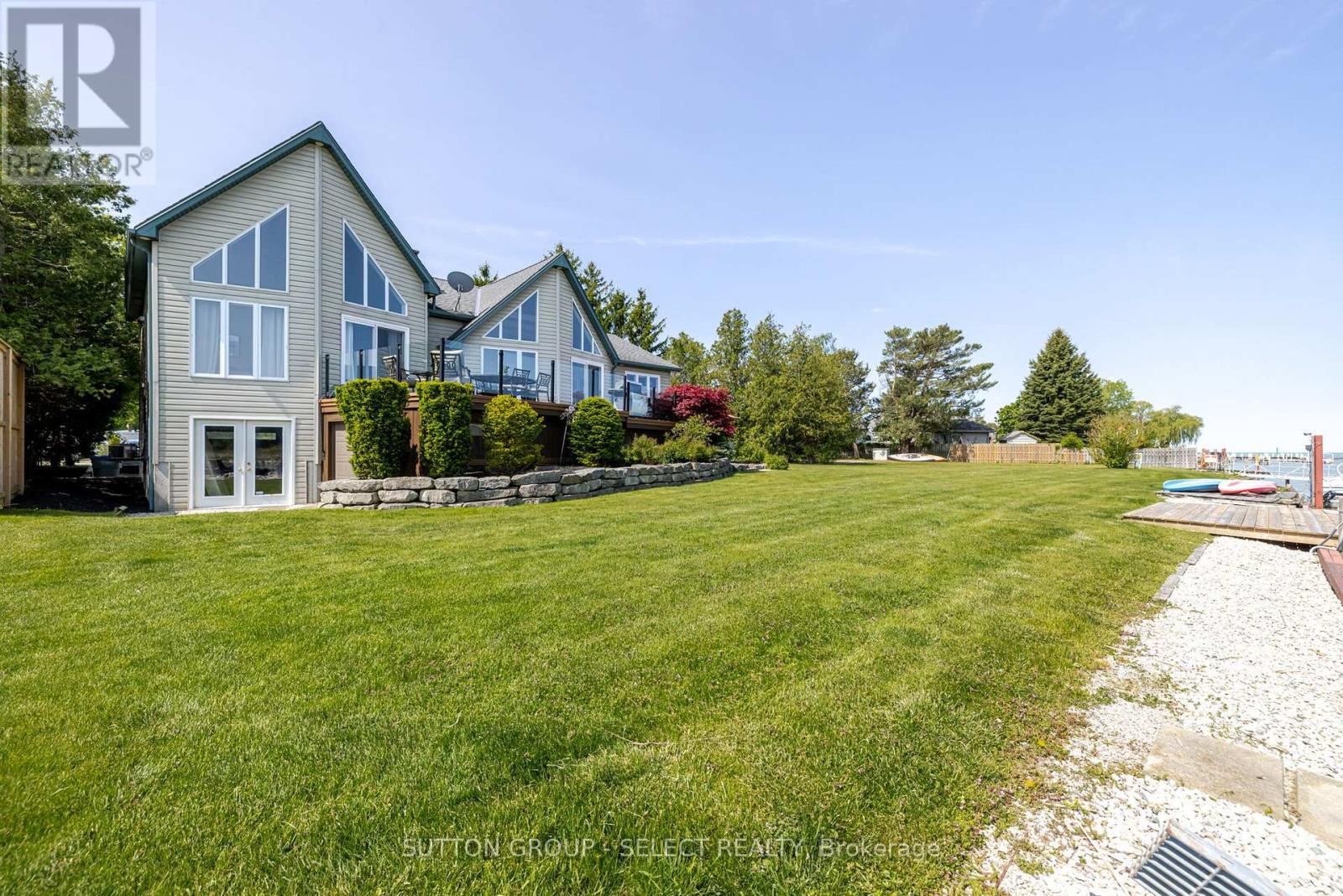 7474 Riverside Drive, Lambton Shores (Port Franks), ON - Outdoor