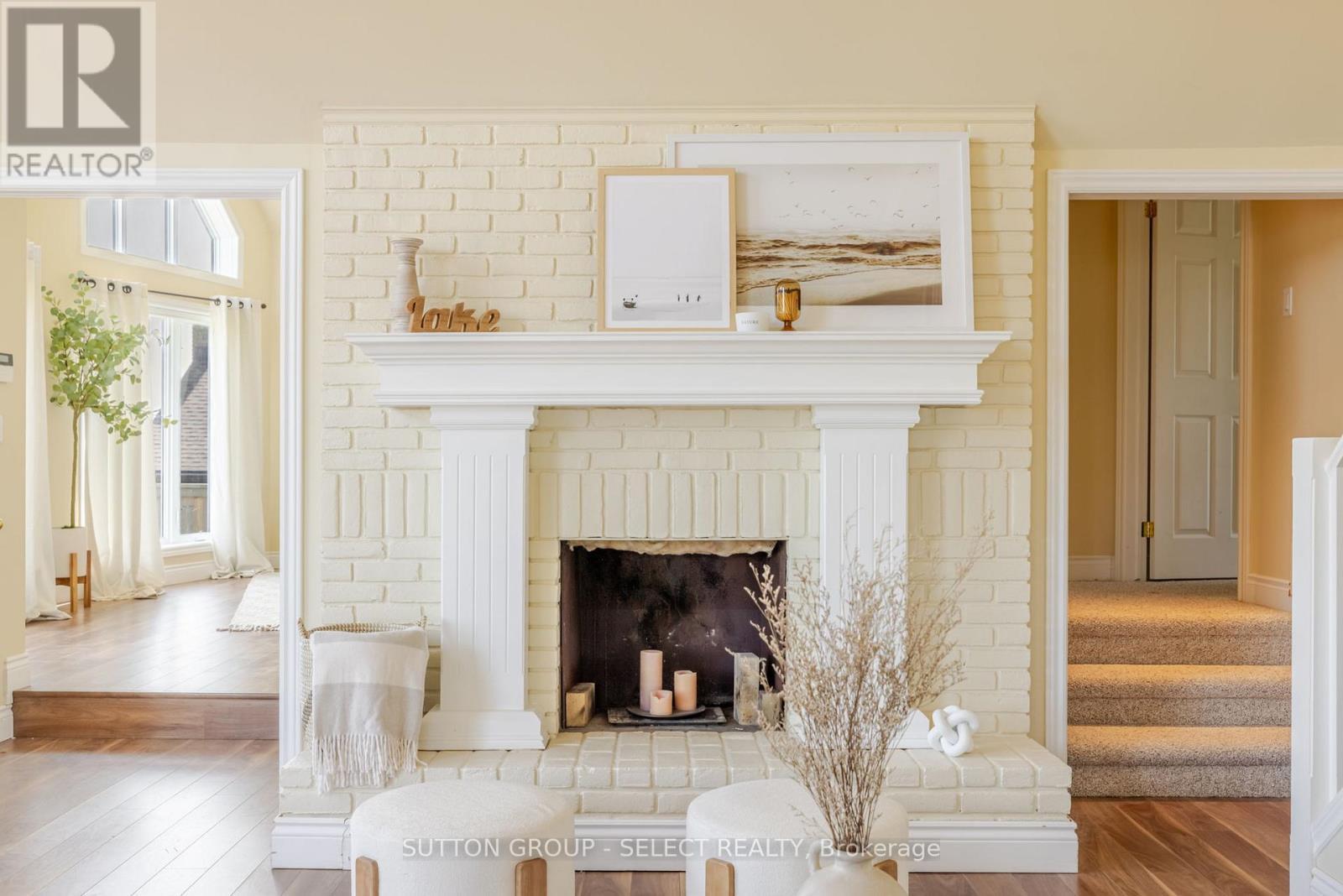 7474 Riverside Drive, Lambton Shores (Port Franks), ON - Indoor Photo Showing Living Room With Fireplace