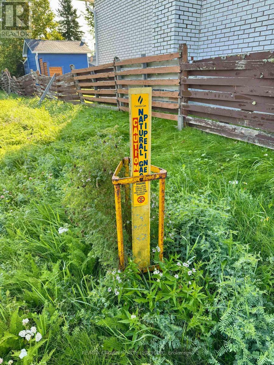 52 Brunelle Road S, Kapuskasing, ON