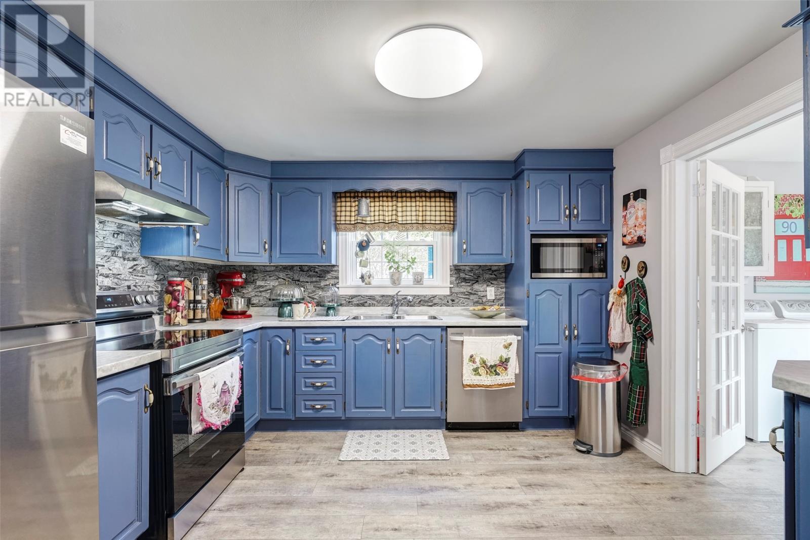 5-7 Magistrates Hill, Brigus, NL - Indoor Photo Showing Kitchen