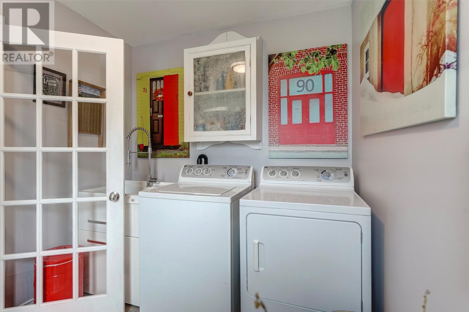 5-7 Magistrates Hill, Brigus, NL - Indoor Photo Showing Laundry Room