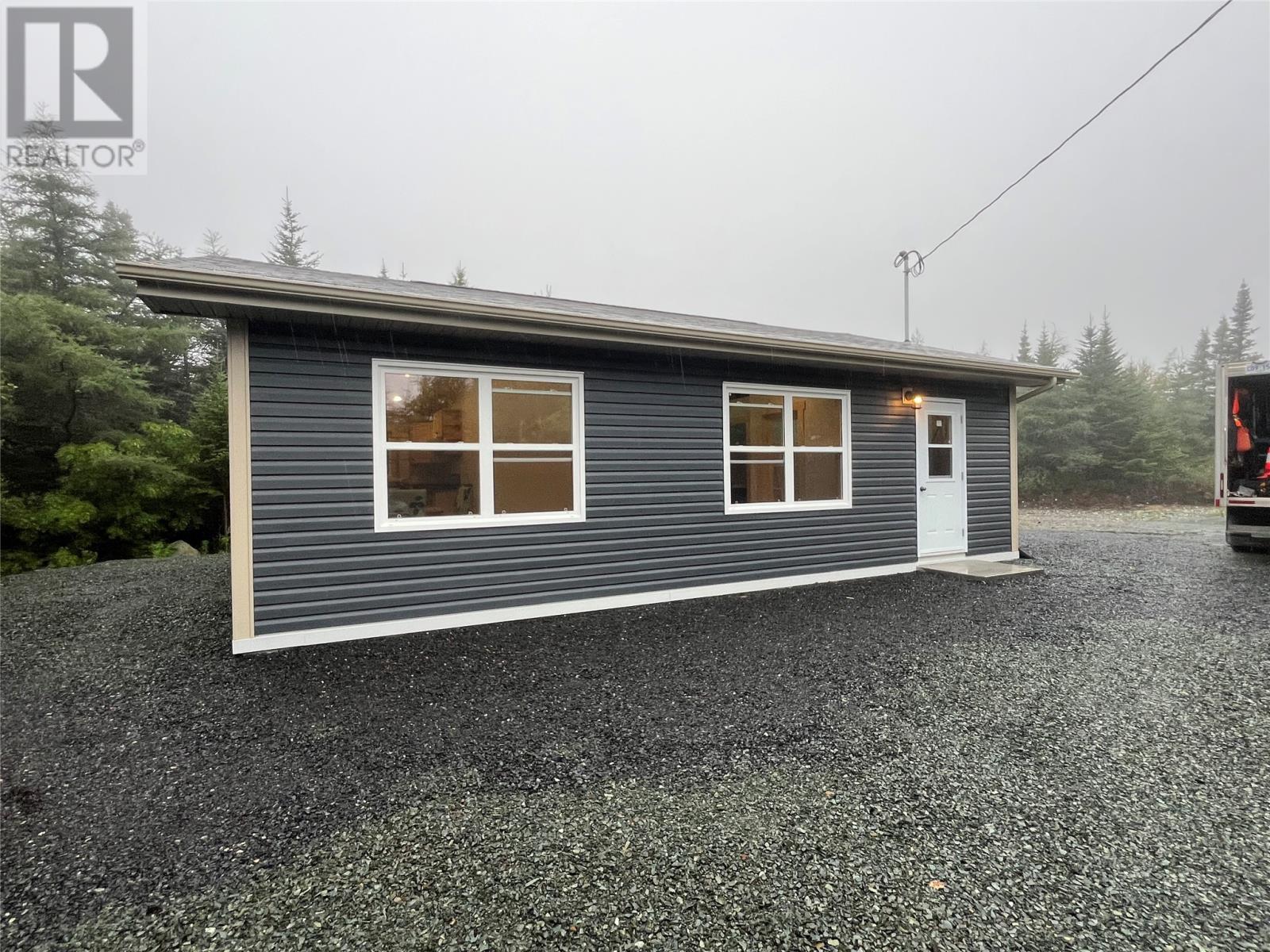 50 Mobile Road, Mobile, NL - Outdoor