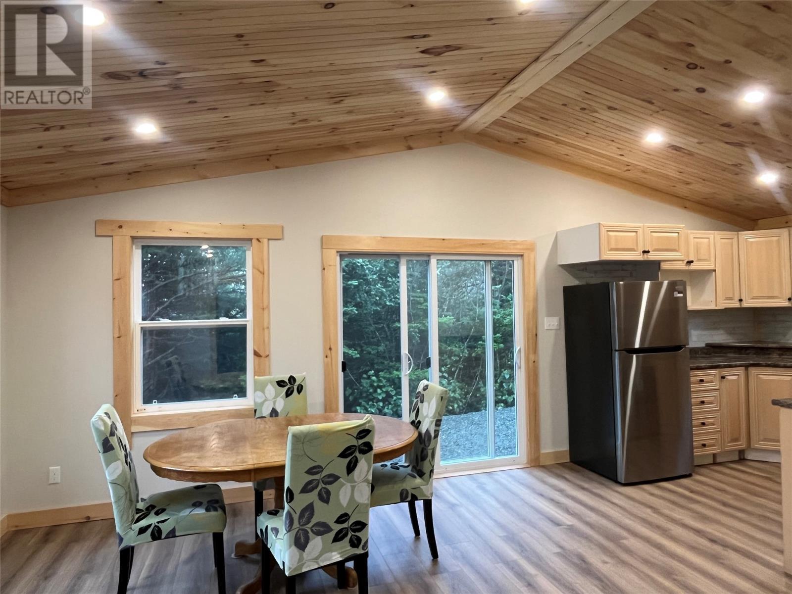 50 Mobile Road, Mobile, NL - Indoor