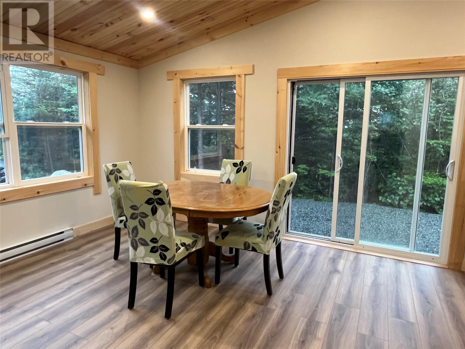 50 Mobile Road, Mobile, NL - Indoor Photo Showing Dining Room