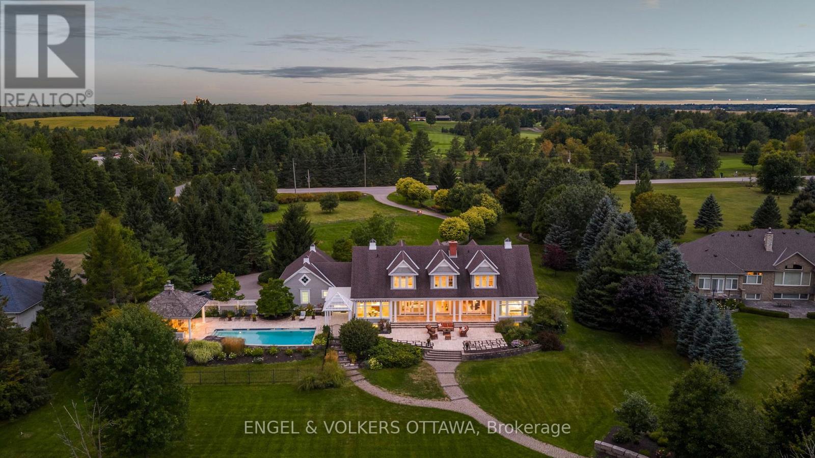 6029 Rideau Valley Drive N, Ottawa, ON - Outdoor With In Ground Pool With View