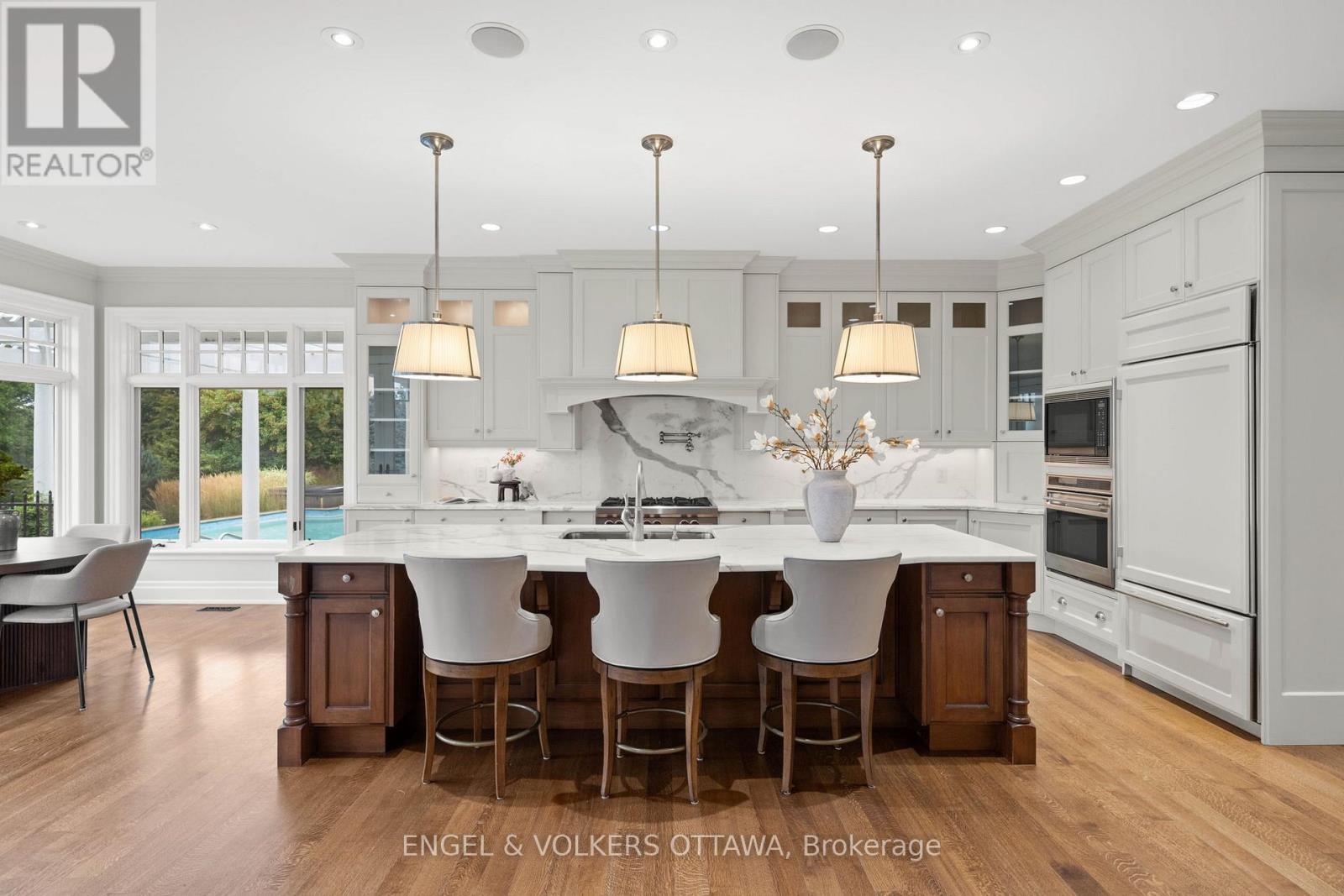 6029 Rideau Valley Drive N, Ottawa, ON - Indoor