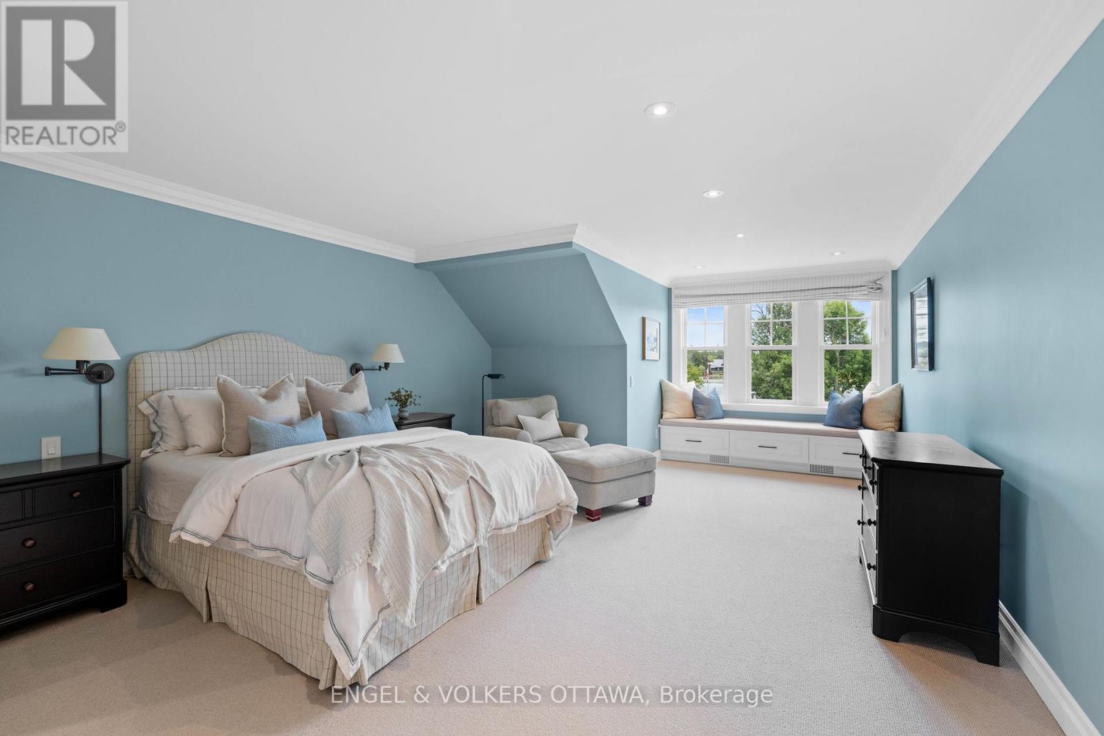 6029 Rideau Valley Drive N, Ottawa, ON - Indoor Photo Showing Bedroom