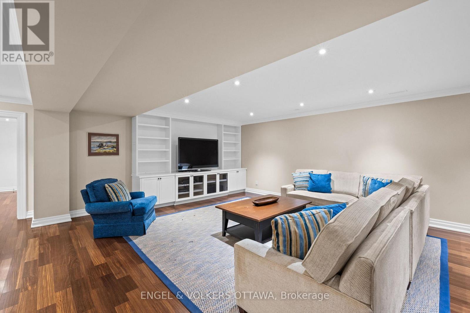 6029 Rideau Valley Drive N, Ottawa, ON - Indoor