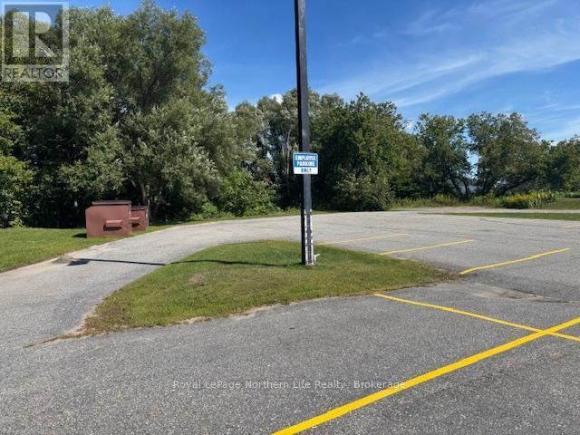 301 - 1350 Fisher Street, North Bay (Central), ON