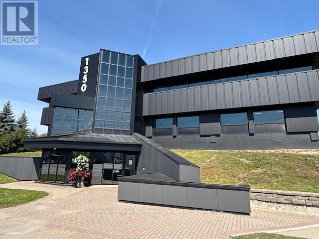 301 - 1350 Fisher Street, North Bay (Central), ON