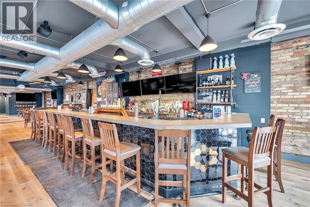 737 Barton Street E, Hamilton, ON