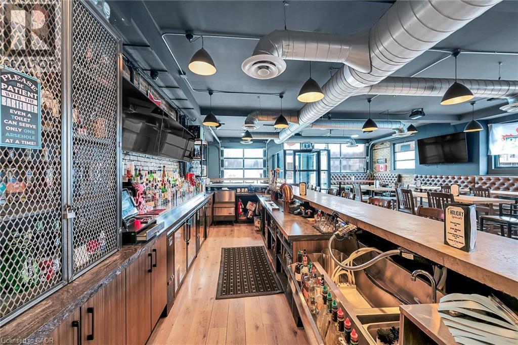 737 Barton Street E, Hamilton, ON