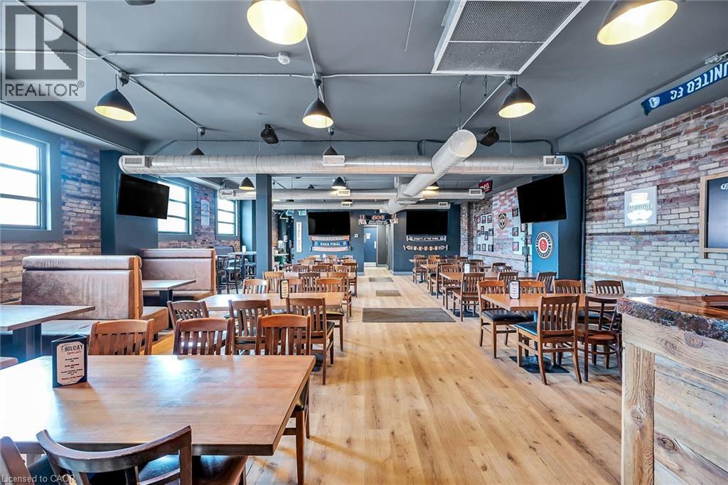 737 Barton Street E, Hamilton, ON