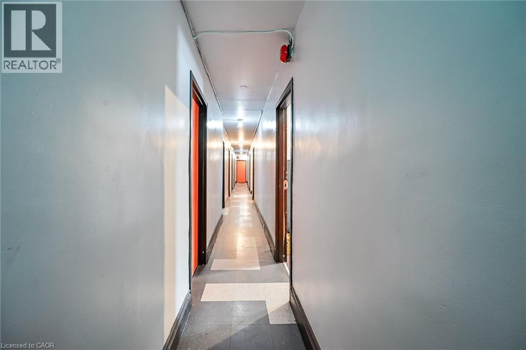 737 Barton Street E, Hamilton, ON