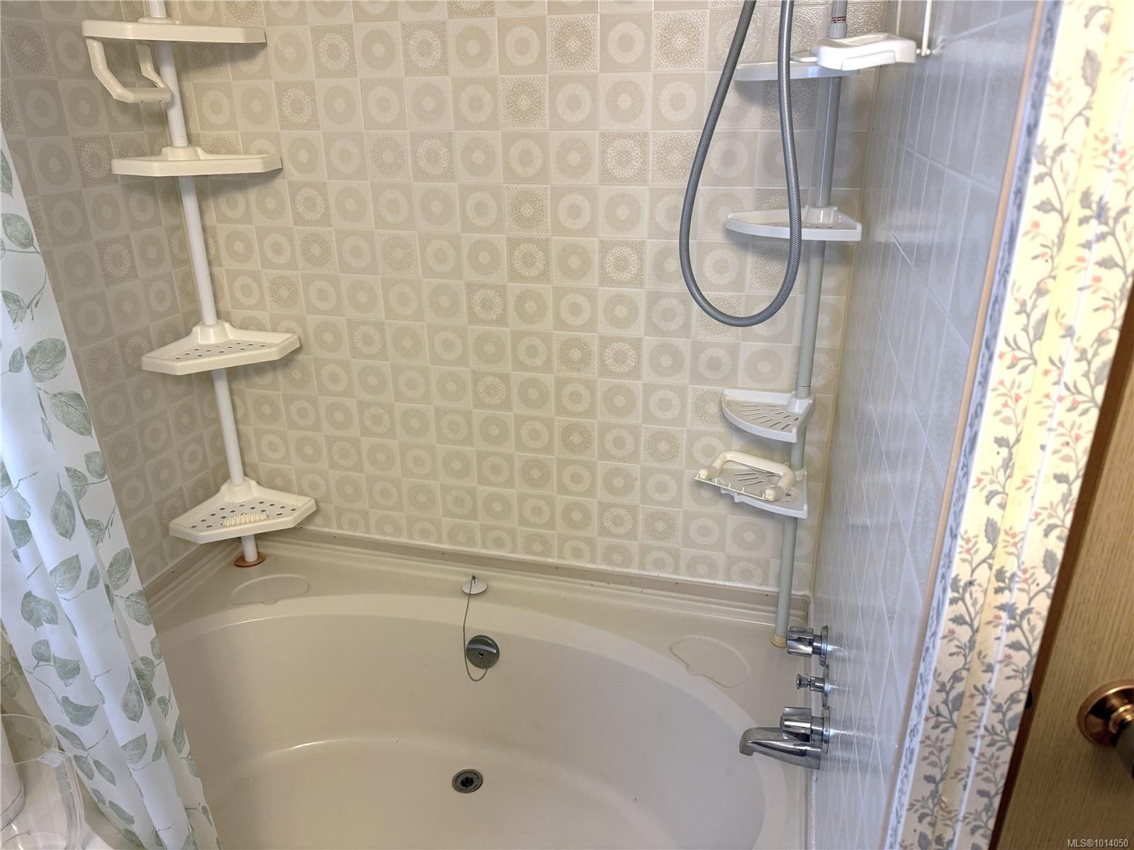 24-10325 Lakeshore Rd, Port Alberni, BC