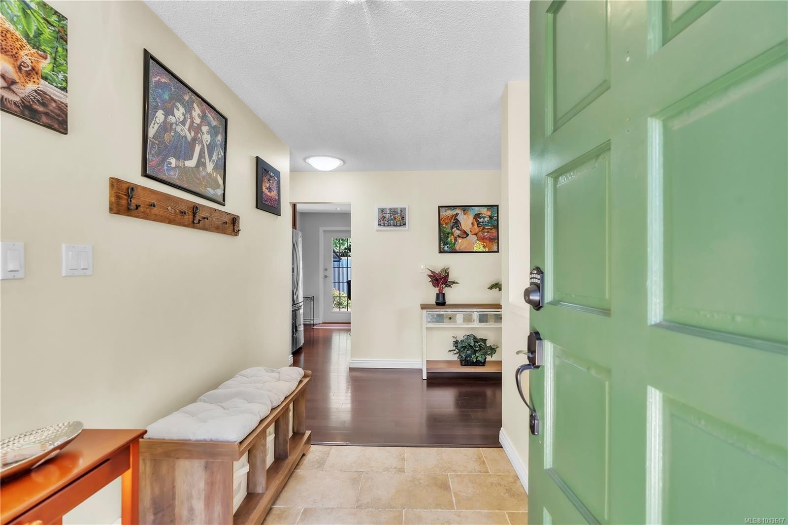 1985 Saunders Rd, Sooke, BC