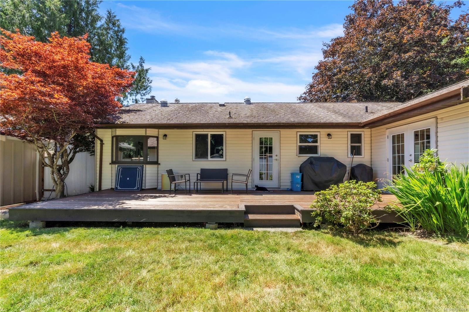 1985 Saunders Rd, Sooke, BC