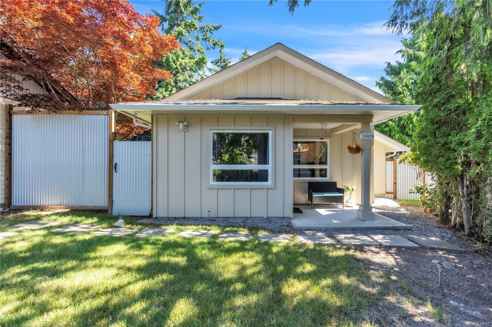 1985 Saunders Rd, Sooke, BC