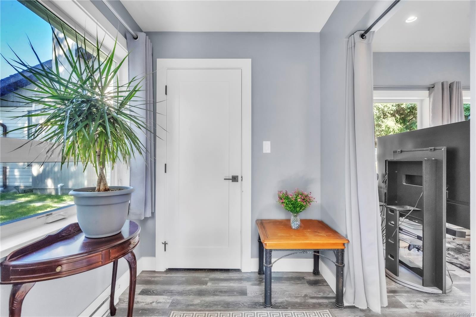 1985 Saunders Rd, Sooke, BC