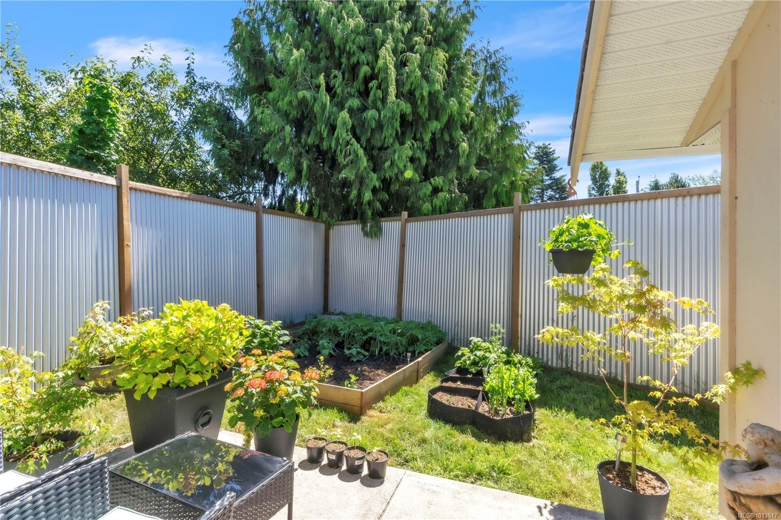 1985 Saunders Rd, Sooke, BC