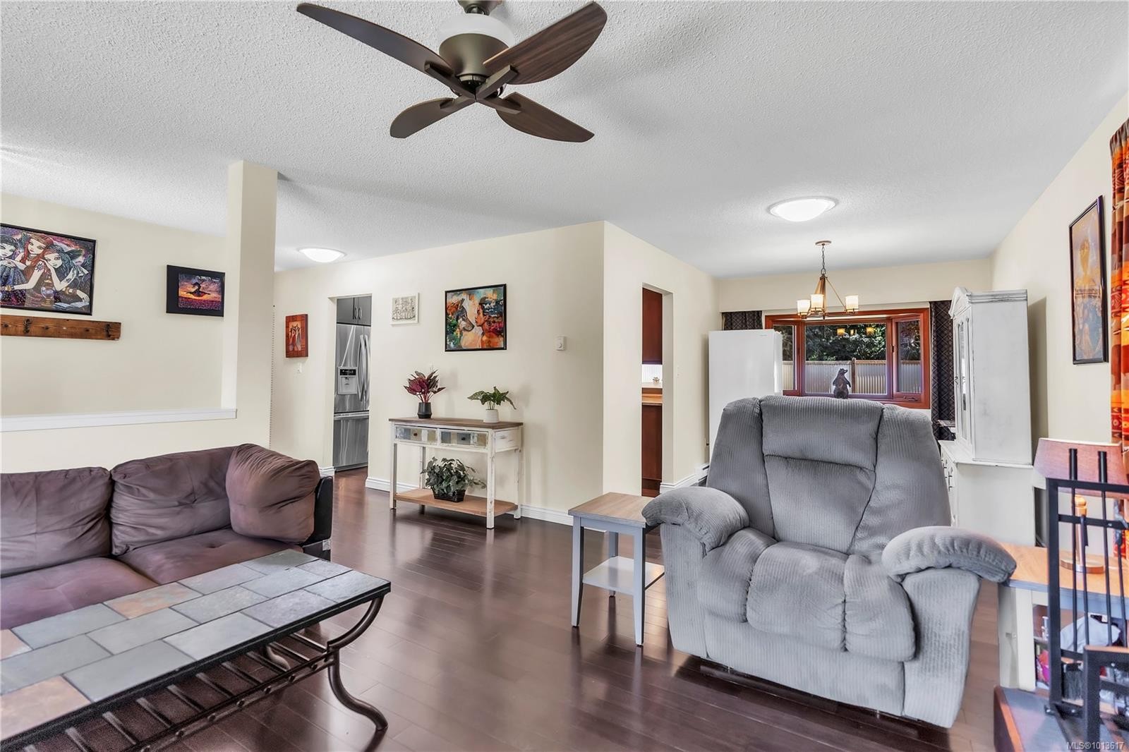 1985 Saunders Rd, Sooke, BC