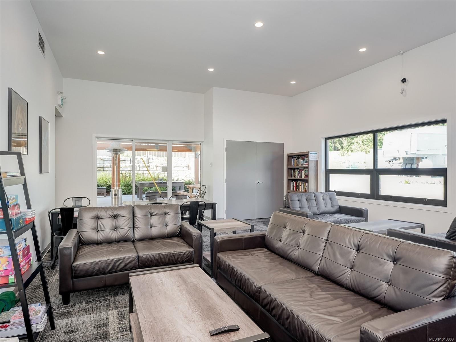 432-747 Old Place Rd, Central Saanich, BC