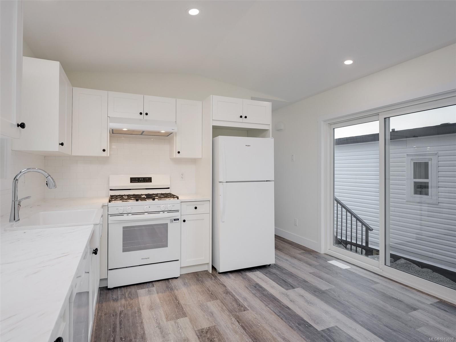 432-747 Old Place Rd, Central Saanich, BC