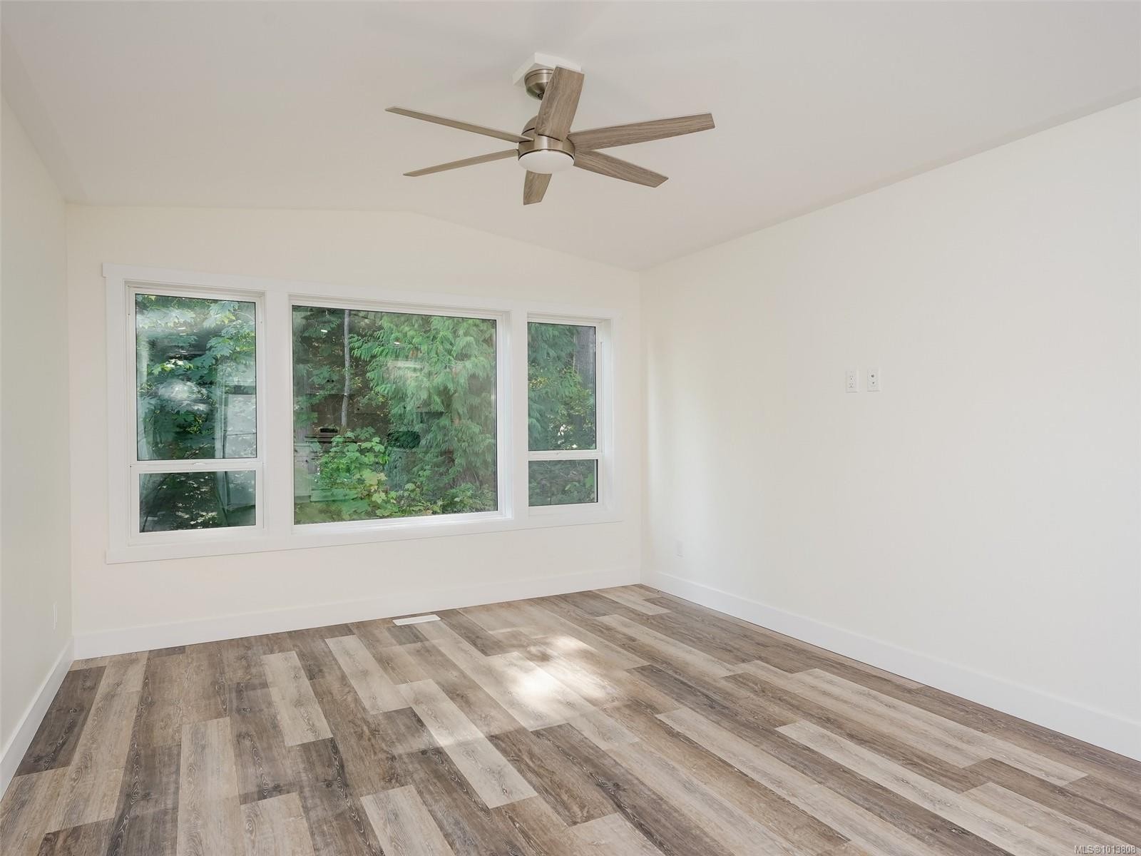 432-747 Old Place Rd, Central Saanich, BC