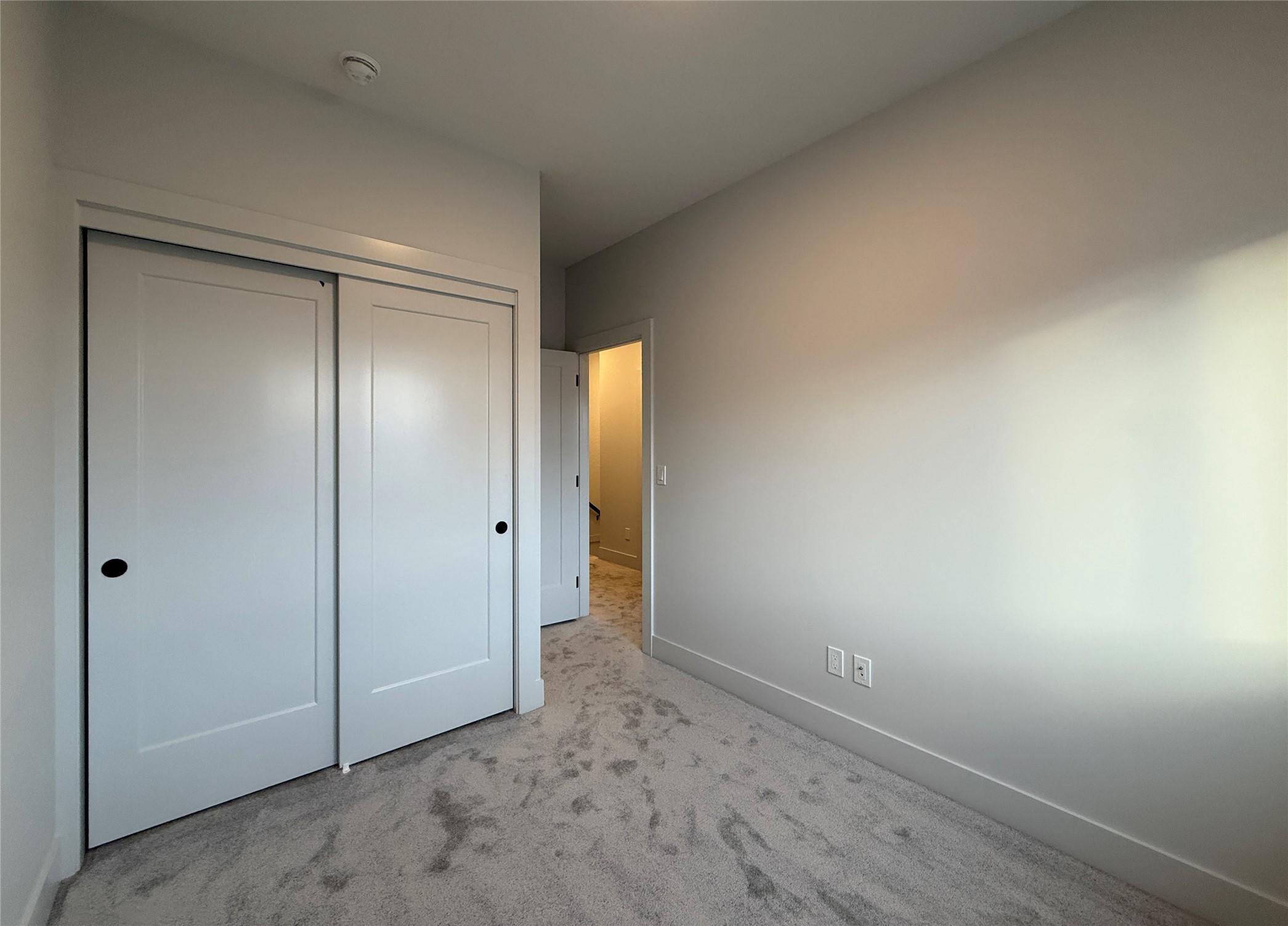 200-70 Boundary Street, Kimberley, BC - Indoor Photo Showing Other Room