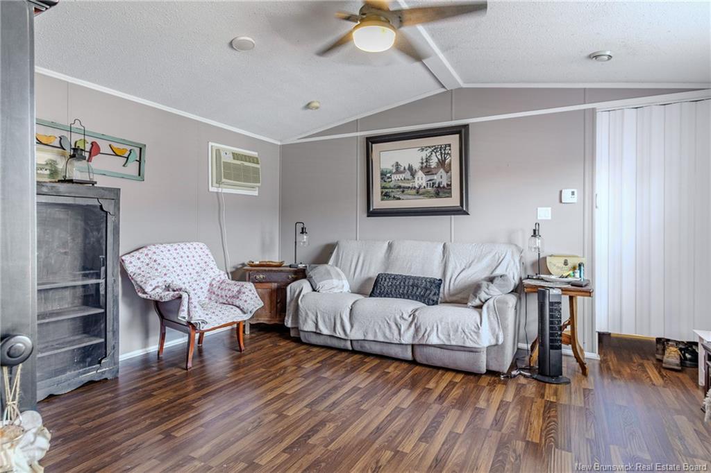 72 3Rd St, Sussex Corner, NB