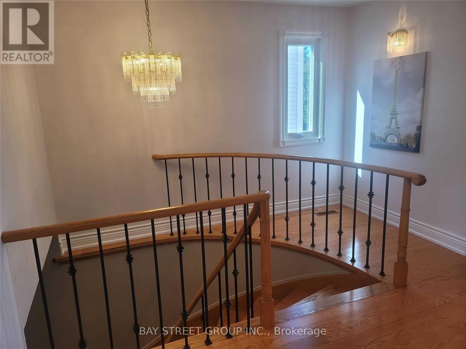 Room 2 - 95 Fawndale Crescent, Toronto, ON - Indoor Photo Showing Other Room