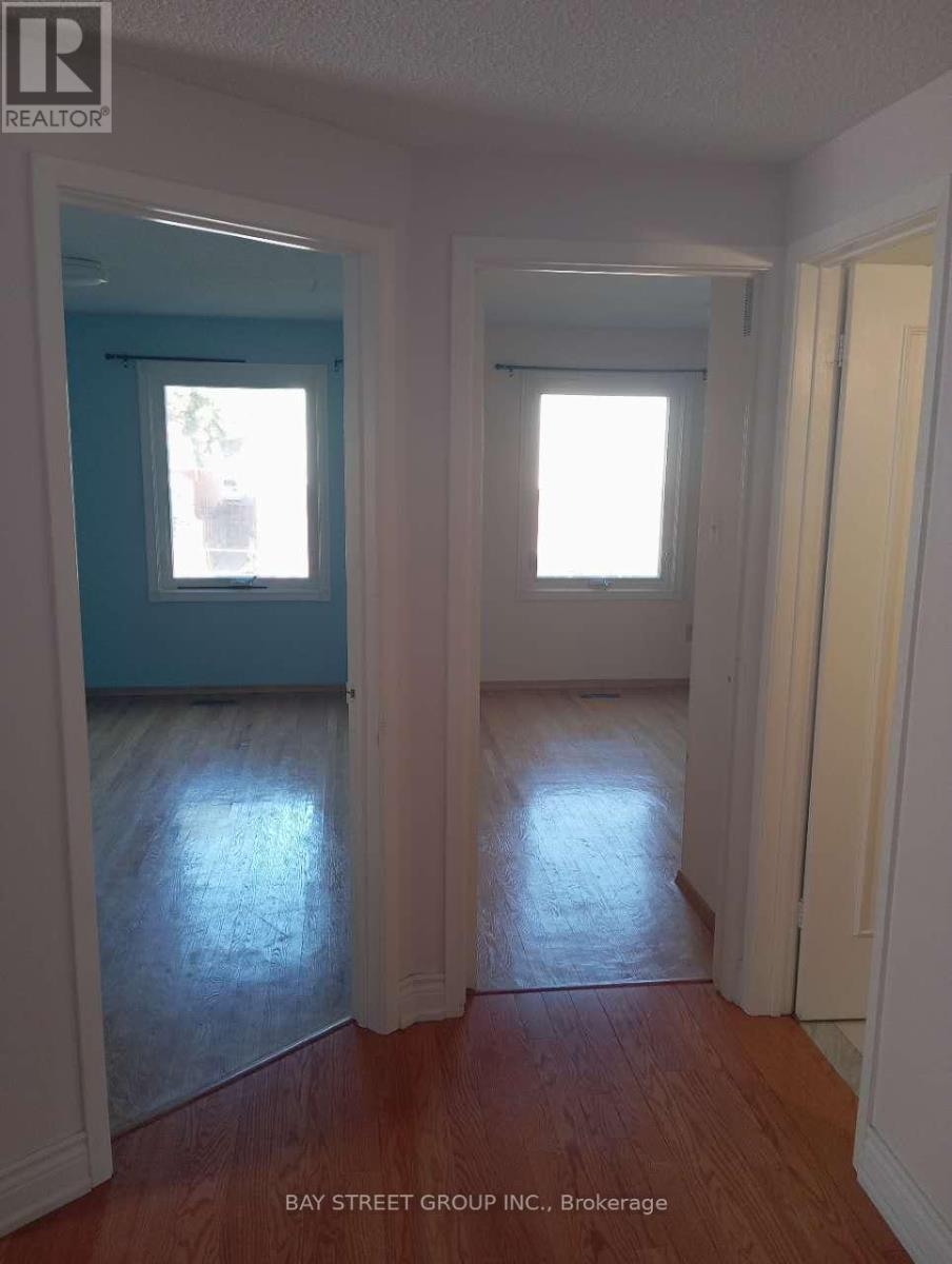 Room 2 - 95 Fawndale Crescent, Toronto, ON - Indoor Photo Showing Other Room