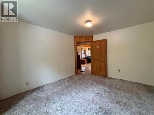 1217 7Th Avenue, Dawson City, YT - Indoor Photo Showing Other Room
