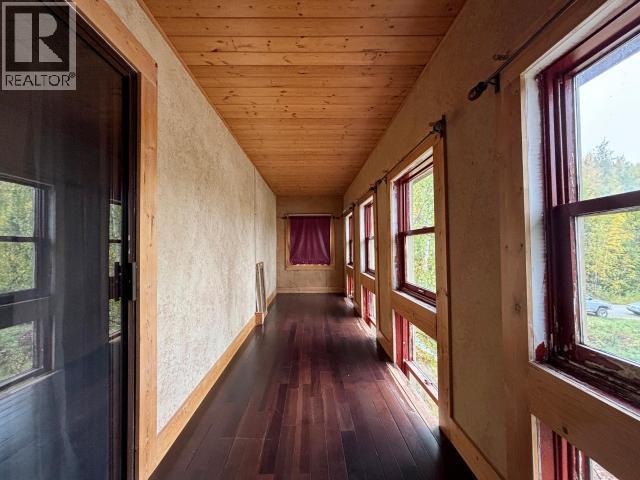 1217 7Th Avenue, Dawson City, YT - Indoor Photo Showing Other Room