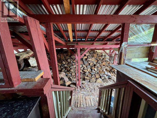 1217 7Th Avenue, Dawson City, YT - Indoor