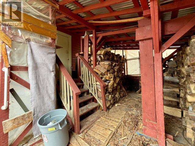 1217 7Th Avenue, Dawson City, YT - Indoor