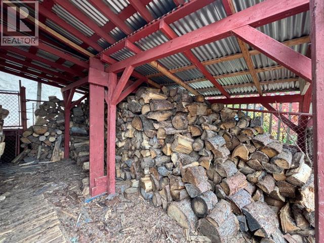 1217 7Th Avenue, Dawson City, YT - Outdoor