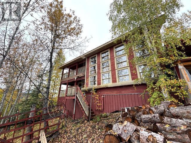 1217 7Th Avenue, Dawson City, YT - Outdoor