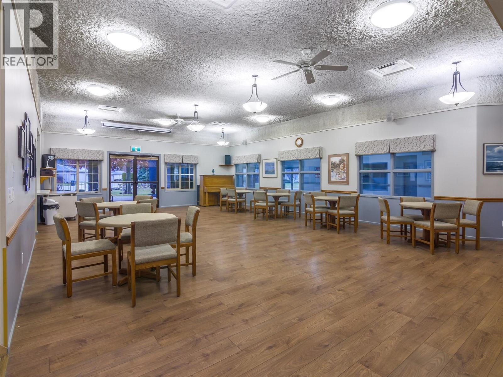 3333 South Main Street Unit# 143, Penticton, BC - Indoor