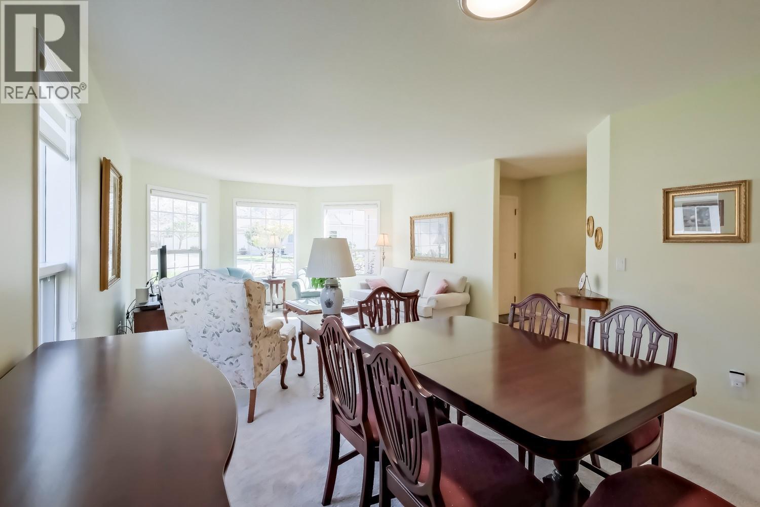 3333 South Main Street Unit# 143, Penticton, BC - Indoor Photo Showing Dining Room
