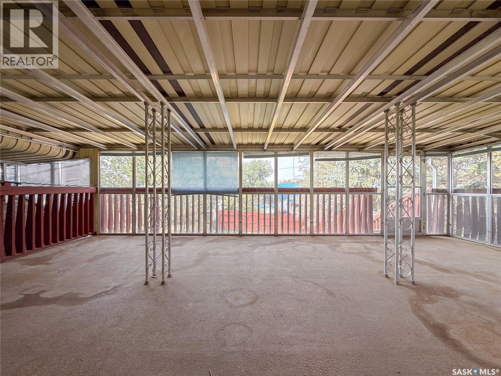 107 Centre Street, Kincaid, SK - Indoor Photo Showing Other Room