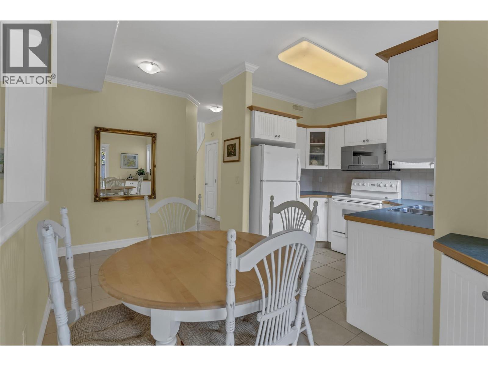 1078 Burnaby Avenue Unit# 105, Penticton, BC - Indoor