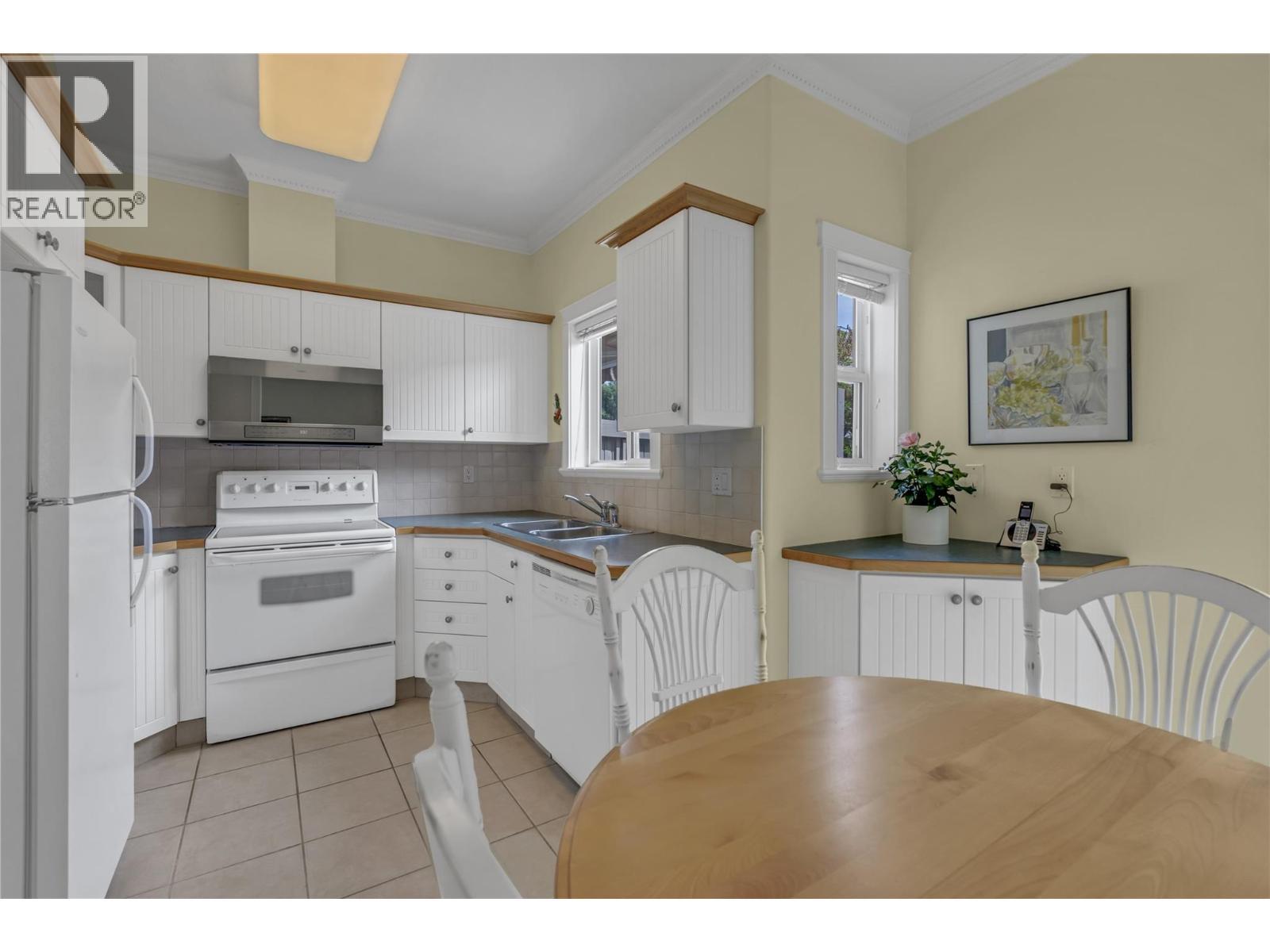 1078 Burnaby Avenue Unit# 105, Penticton, BC - Indoor