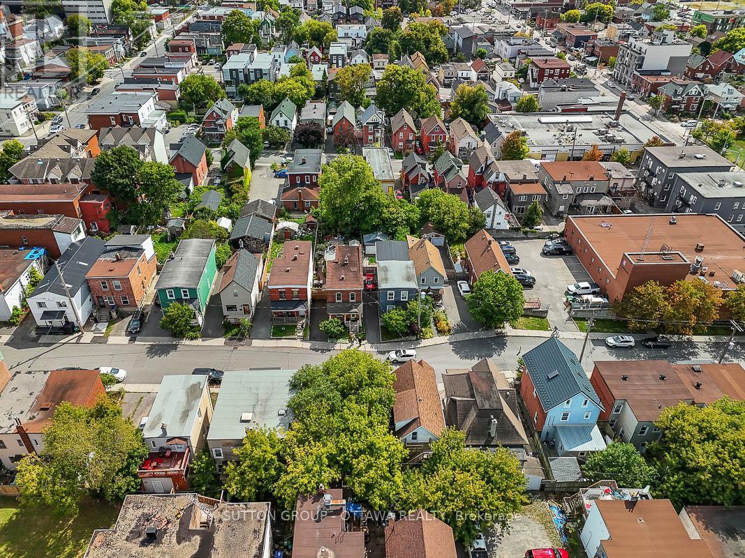 133 Eccles Street, Ottawa, ON
