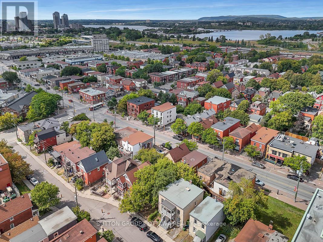 133 Eccles Street, Ottawa, ON