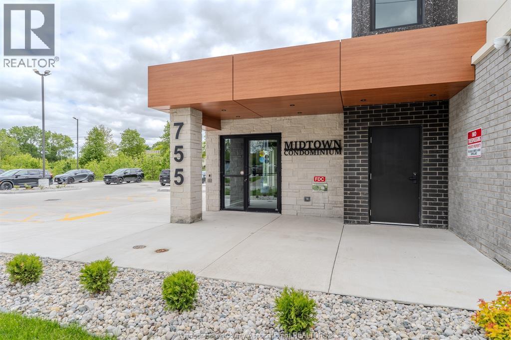 705 Grand Marais Unit# 204, Windsor, ON - Outdoor