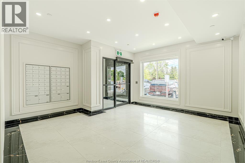 705 Grand Marais Unit# 204, Windsor, ON - Indoor Photo Showing Other Room