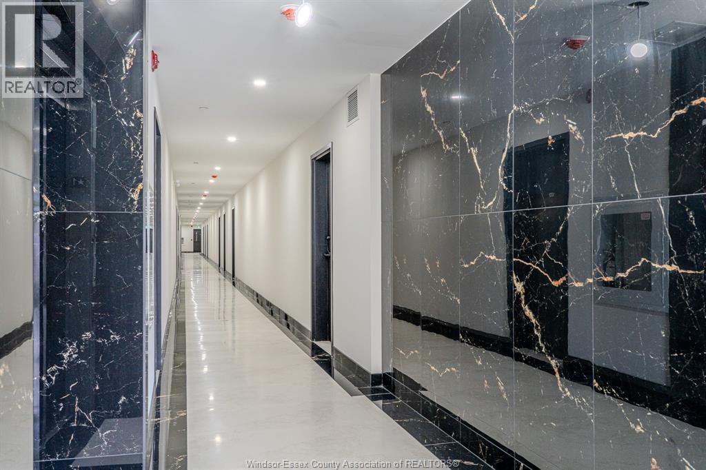 705 Grand Marais Unit# 204, Windsor, ON - Indoor Photo Showing Other Room