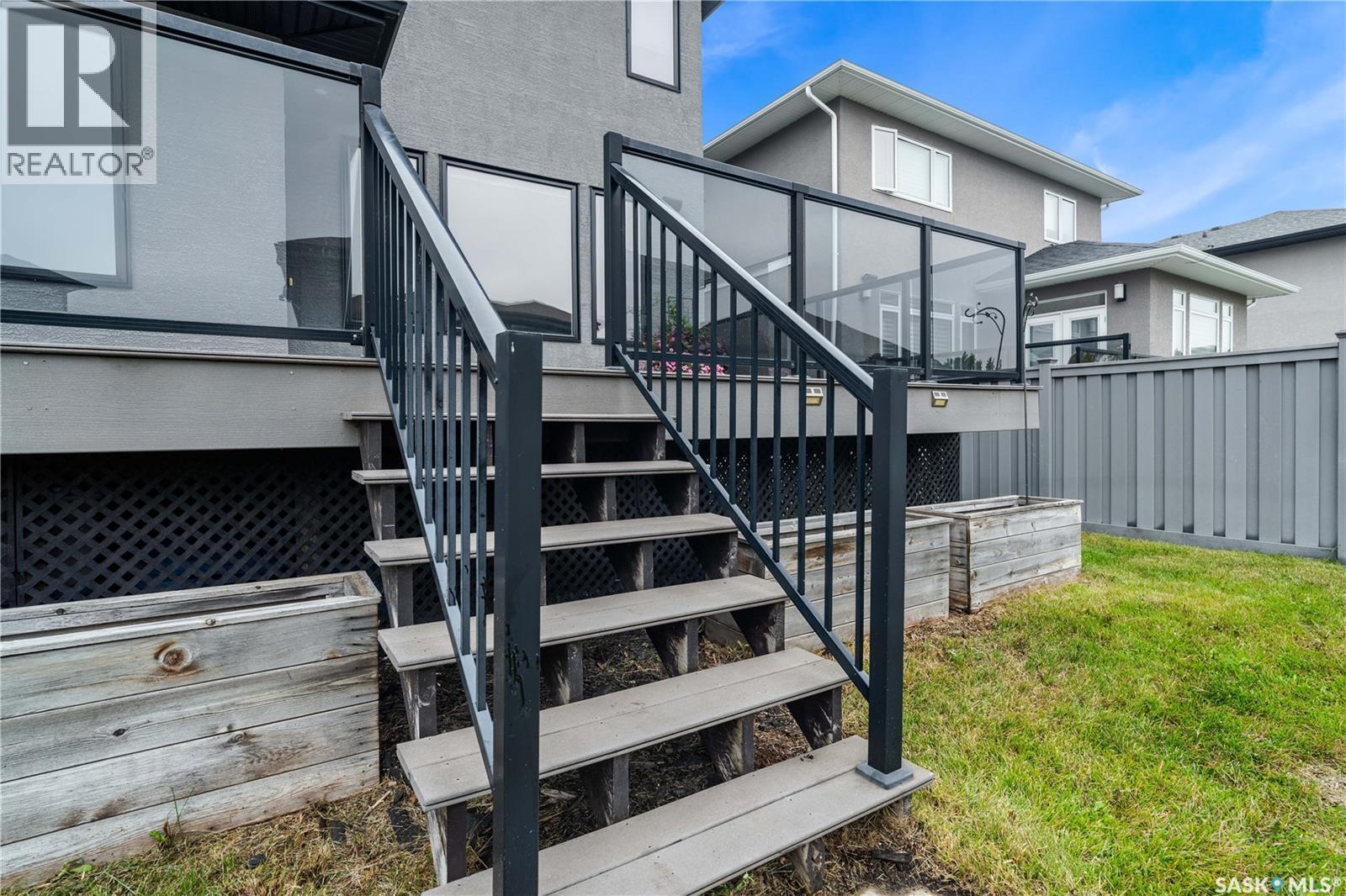 4311 Sandpiper Crescent E, Regina, SK - Outdoor